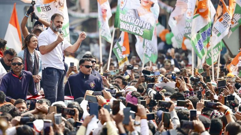 Bihar Voter List Issues: Political turmoil in Bihar over voter list, how much does the public agree with Rahul Gandhi's words?