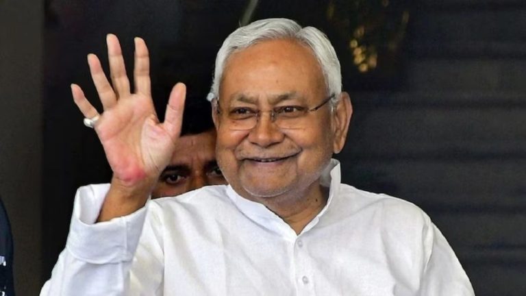 Bihar News: Nitish government's gift to women on Rakshabandhan, travel by bus for free in Bihar