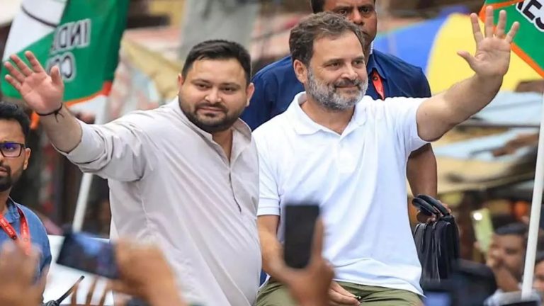 Mahagathbandhan Bihar: Tejashwi declared himself as CM candidate in front of Rahul Gandhi, Akhilesh Yadav supported him