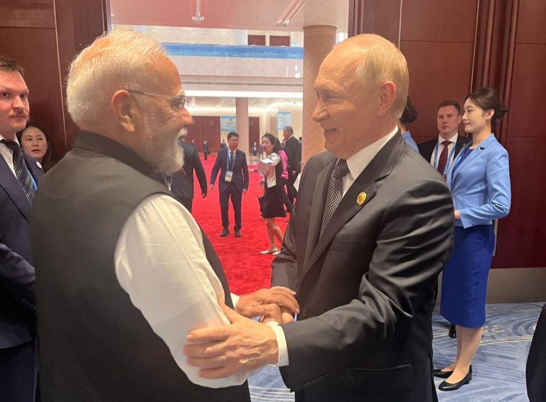 SCO Summit Meeting: पुतिन और मोदी के बीच दोस्ती को देखते हुए ट्रंप का बढ़ेगा तनाव