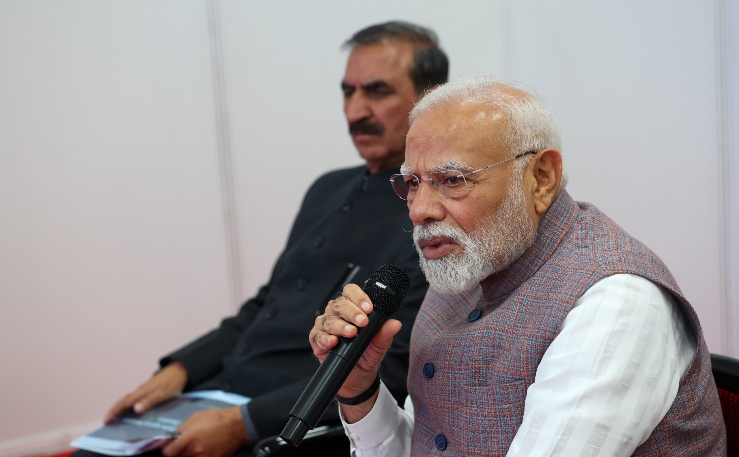 PM Modi Himachal visit: PM Modi visited Himachal Pradesh, announced 1500 crores for rain-flood affected area