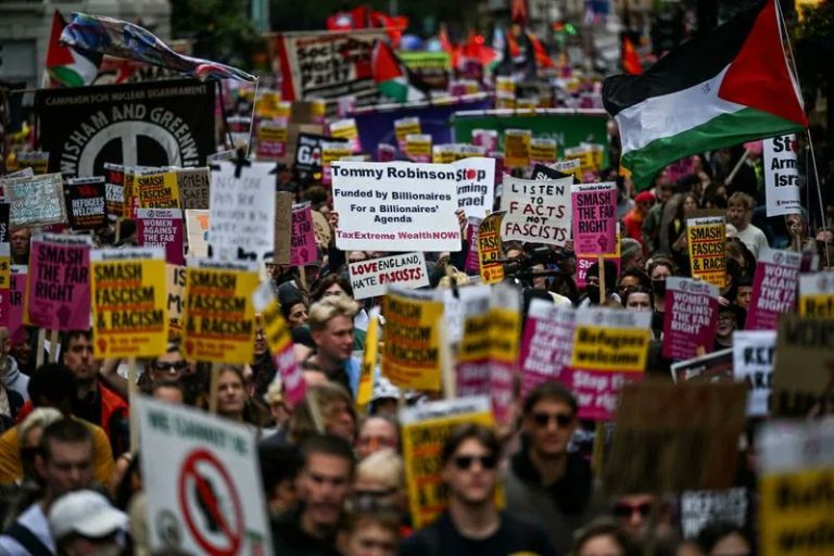 London Protest: More than 1 lakh people took to the streets of London, know the reason behind this protest