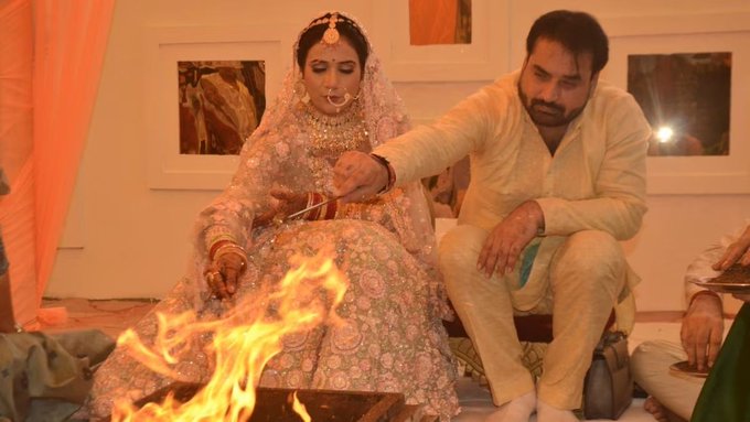 DP Yadav Son Marriage: बाहुबली नेता डीपी यादव के पुत्र विकास यादव की शादी, पैरोल पर बाहर, काट रहा है 25 साल की सजा