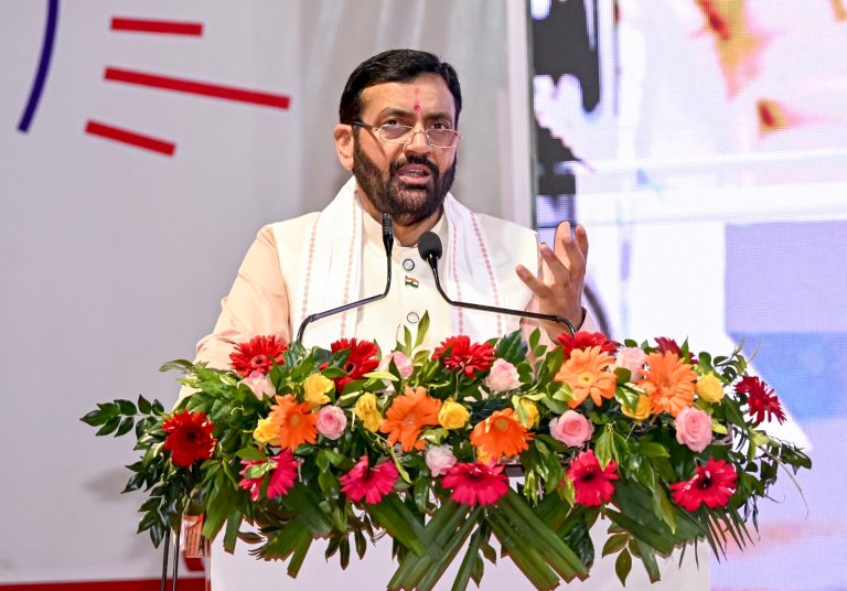 CM Nayab Singh Saini: हरियाणा की बेटियों को तोहफा, 'लाडो लक्ष्मी योजना' से हर महीने 2100 रूपए की सहायता
