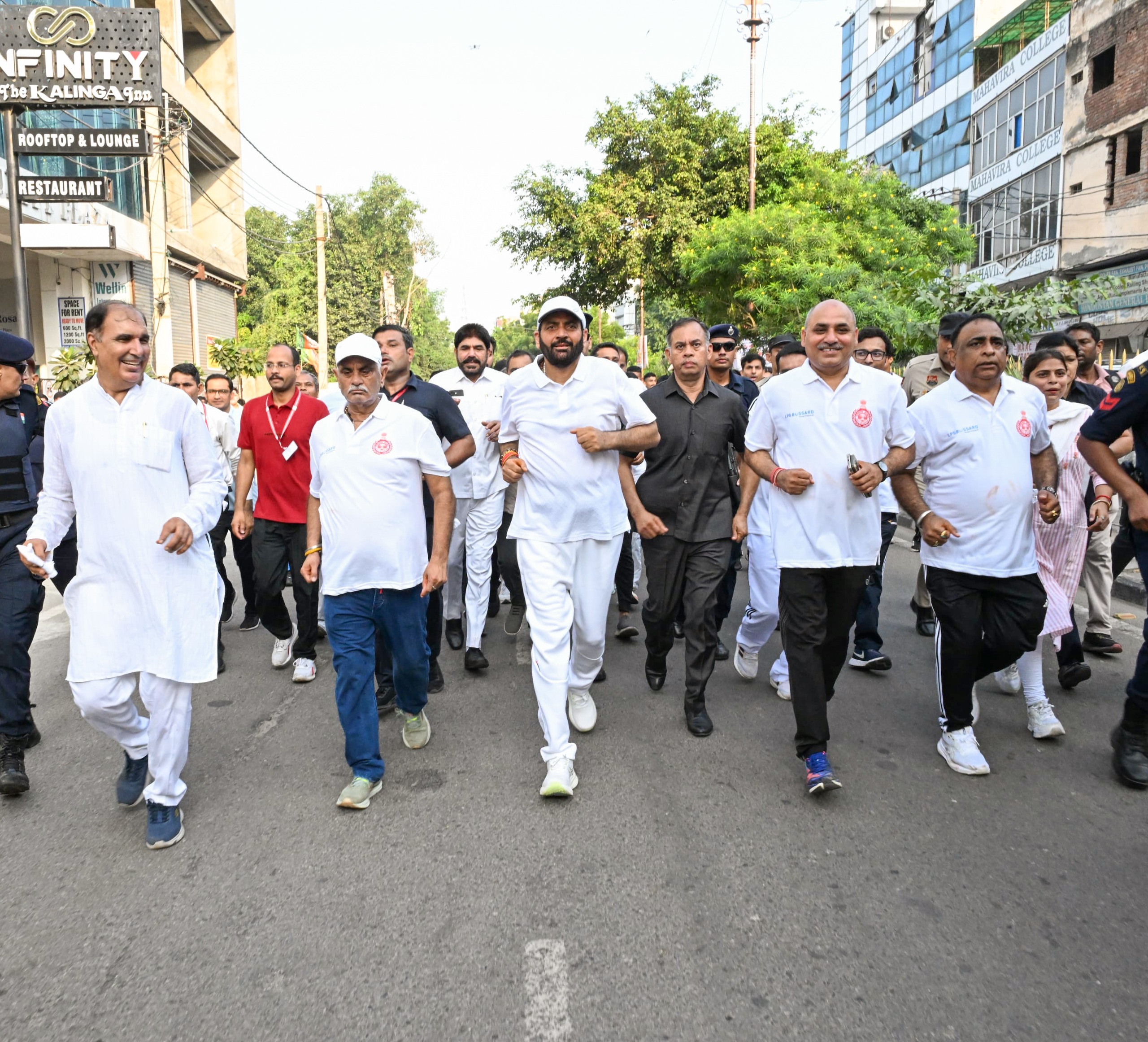 Namo Youth Marathon: मोदी के जन्मदिन पर हरियाणा में सीएम सैनी ने मैराथन दौड़कर दिया नशामुक्ति का संदेश