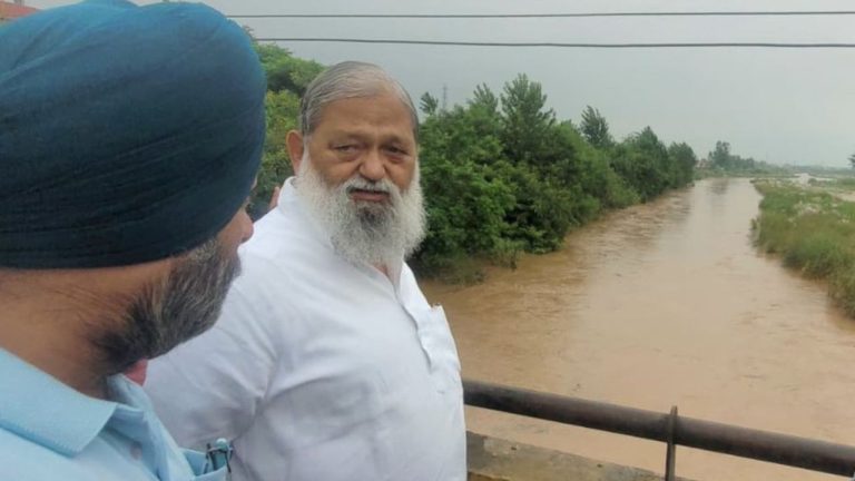 Haryana News: हिसार में करंट से तीन की मौत, जिम्मेदार जेई निलंबित, ऊर्जा मंत्री अनिल विज का कदम
