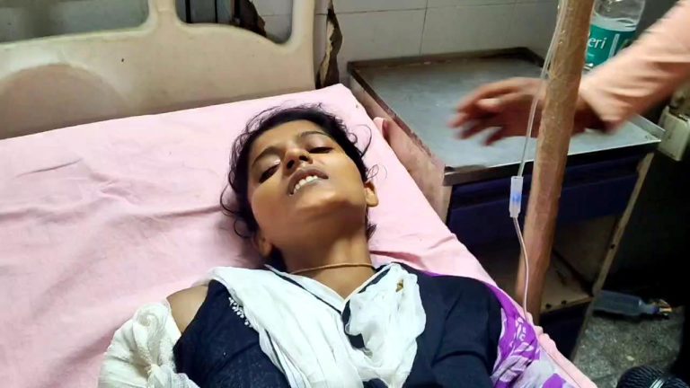 कोर्ट से लौट रही महिला को ई-रिक्शा में मारी गोली, पति पर हमला करने का आरोप