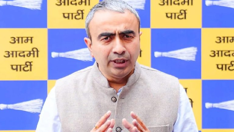 Anurag Dhanda on BJP: हरियाणा में किसानों की बर्बादी पर सियासत गरम, AAP ने साधा BJP पर निशाना