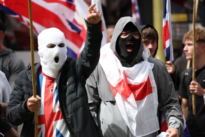 Britain Anti Immigrants Protest: Will Britain become a 'slave', demographics are changing… what kind of threat is there from Islam?