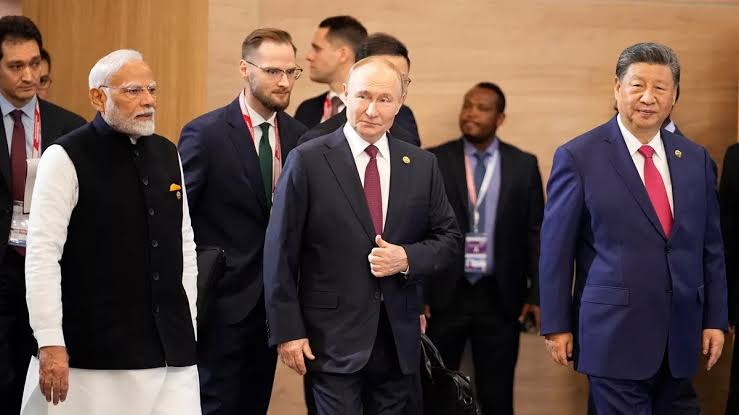 PM Modi China Visit: Meeting of superpowers in China today, Modi-Putin meeting, eyes of the world on Prime Minister's speech