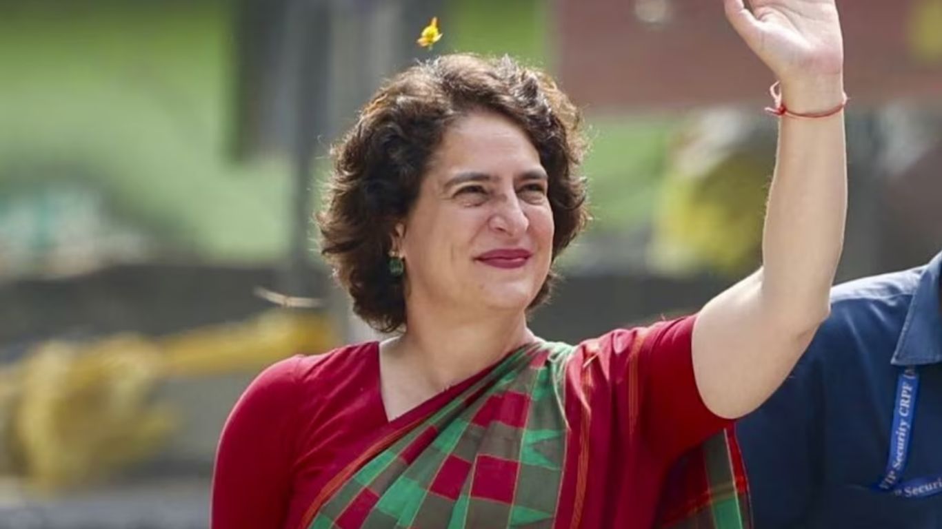 Bihar Politics: Priyanka Gandhi enters BJP-JDU stronghold, will show strength from Motihari