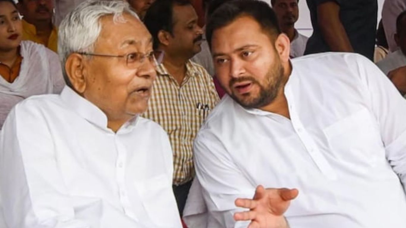 Bihar Election 2025: Grand Alliance ahead in Lok Poll survey, how many seats can NDA win?