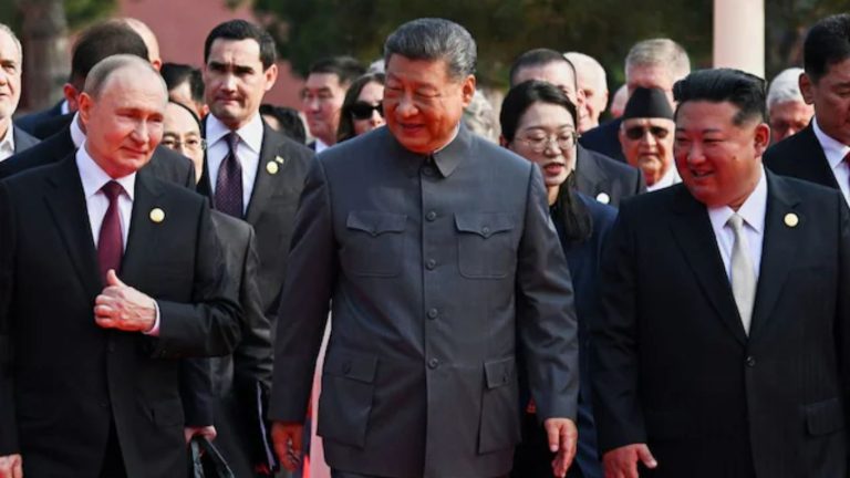 Global Tensions Rise: Who is Trump's spy seen among Putin, Kim Jong and Jinping? Know why America's enemies gathered in Beijing