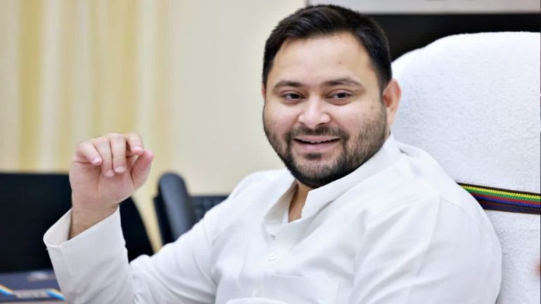Bihar Politics: Who else is there besides me? Tejashwi again called himself the CM face, took a dig at Nitish