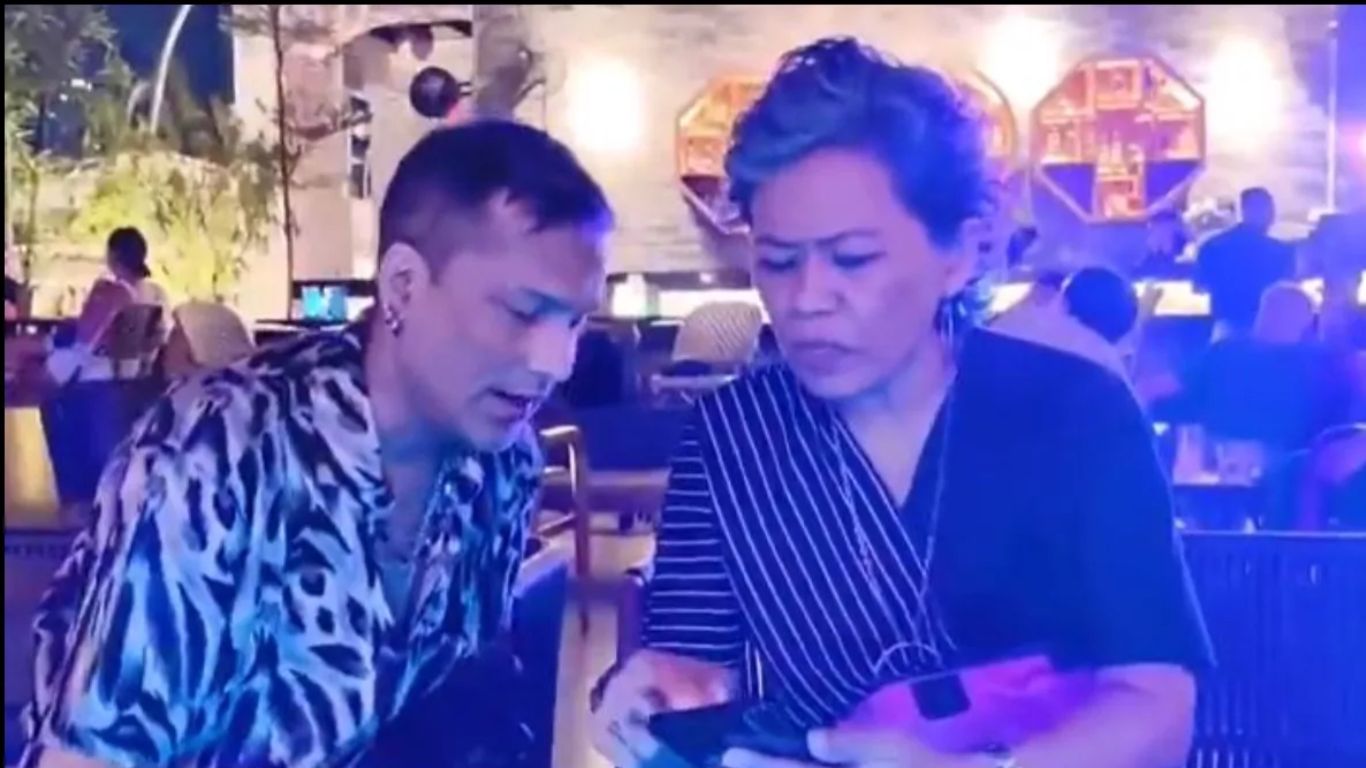 Zubeen Garg's last video brought tears to the eyes of fans; he sang in Singapore just before his death.