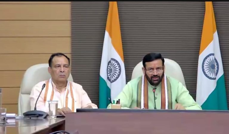 BJP GST Savings Festival: नवरात्र में बीजेपी का सरप्राइज, बाजारों में गुलाब लेकर पहुंचेंगे नेता, जीएसटी बचत उत्सव का आगाज़