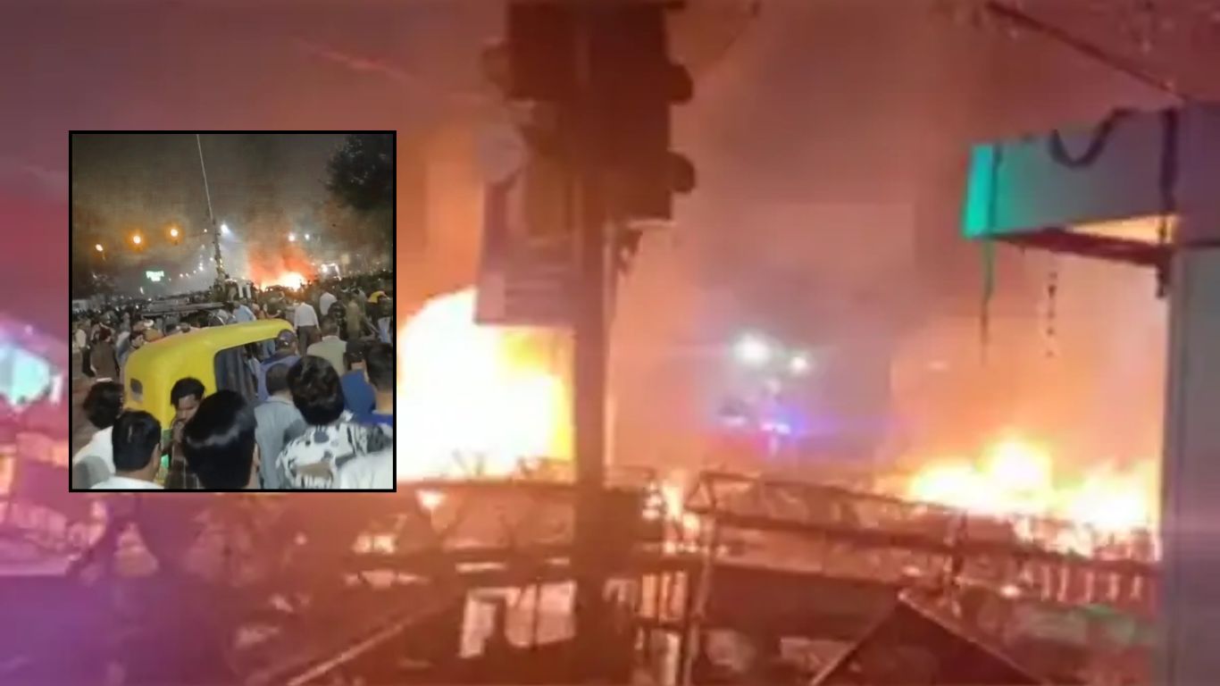 Delhi Car Blast: Loud explosion near Red Fort, horrific explosion in parked car, 1 dead