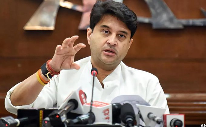Jyotiraditya Scindia Makes a Major Statement, Says You Can Delete the Sanchar Sathi App!