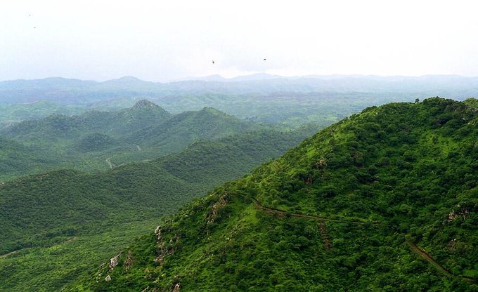 Aravalli Hills Supreme Court Hearing: Supreme Court takes strict stance on Aravalli definition dispute, takes suo motu cognizance, environmentalists express concern