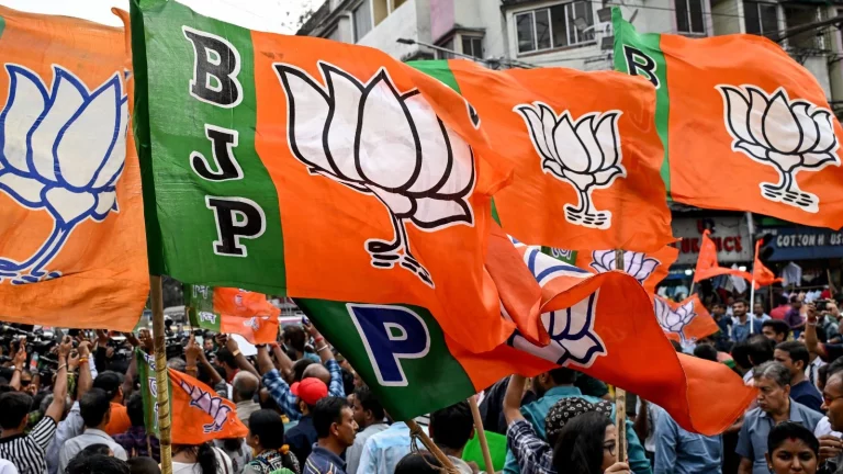 BJP Fake Form Win: BJP candidate KK Shilpa Keluskar celebrating victory after controversial BMC election win