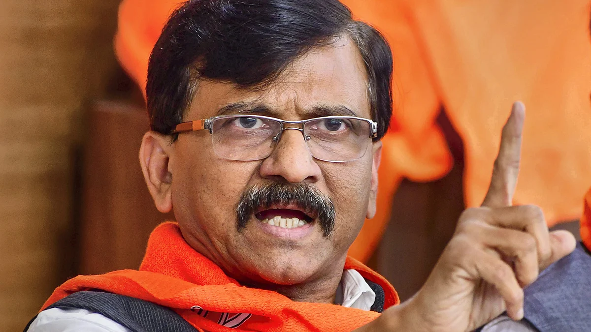 Sanjay Raut slams Government: Sanjay Raut addressing media while criticizing the central government and raising constitutional concerns