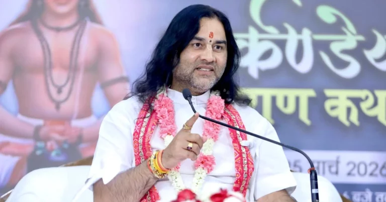 Devotees gathered at Rangers Ground Dehradun during Shrimad Bhagwat Katha by Devkinandan Thakur Maharaj with a spiritual and devotional atmosphere