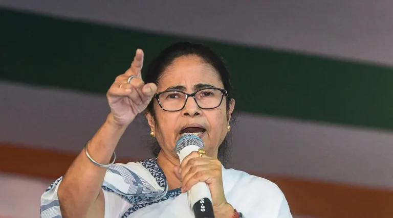 Mamata Banerjee Resigns: Before the Bengal elections, Mamata Banerjee made a big move, resigned from 23 posts simultaneously, know what is the twist in the 'Office of Profit'?