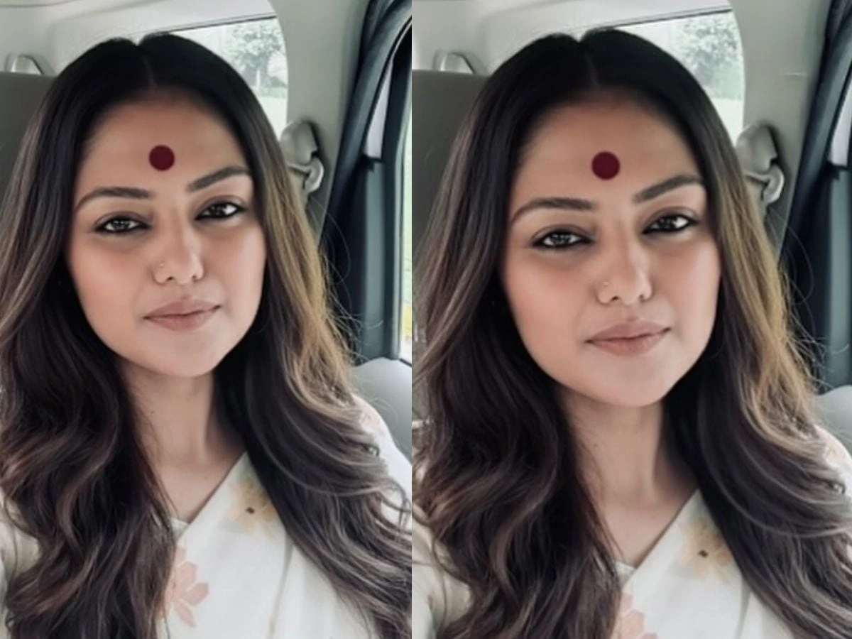 Sayani Ghosh Political Journey: A picture depicting the political and film journey of TMC MP and actress Sayani Ghosh
