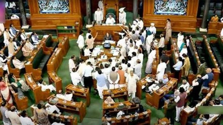 Maharashtra Assembly Opposition Walkout