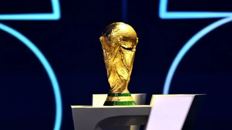 Tom Cruise at FIFA World Cup 2026 Closing Ceremony alongside global music stars before the World Cup final.