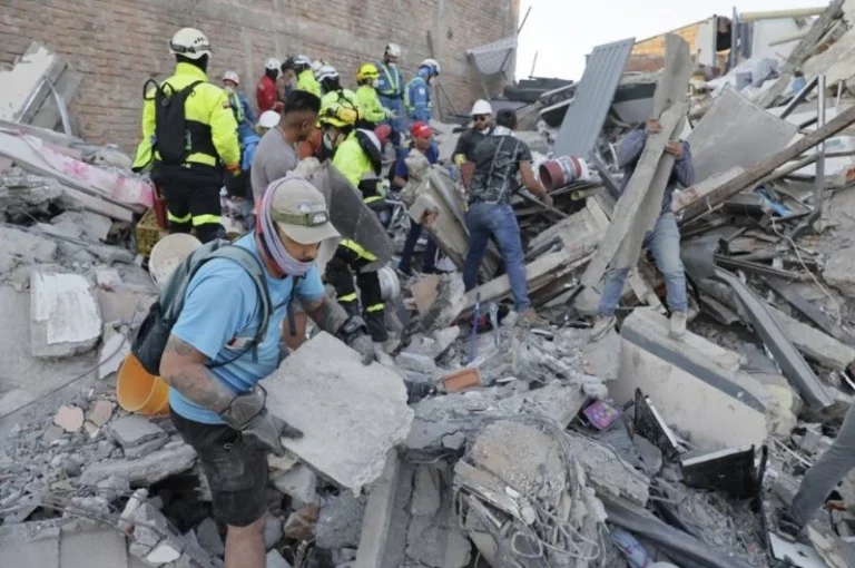 Colombia Earthquake Rescue: Team saves 32-year-old woman Daniela Largo Sanchez after 36 hours under hotel rubble