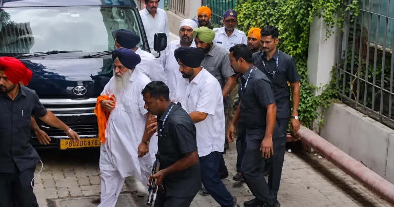 Sukhbir Singh Badal Attack: Sukhbir Singh Badal at Mata Sahib Kaur Gurudwara in Nanded after reported kirpan attack