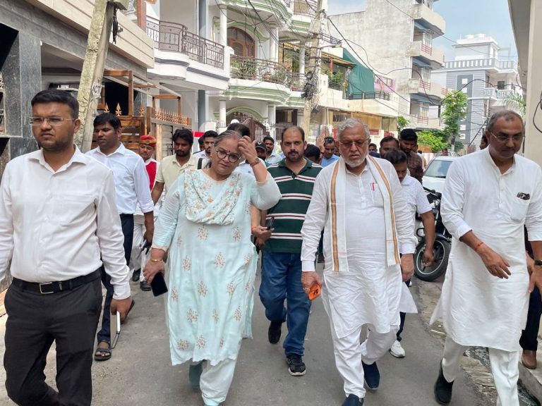 Suresh Khanna Lucknow inspection: Minister Suresh Khanna reviews Lucknow Municipal Corporation cleanliness work