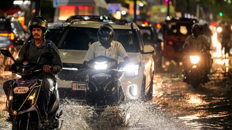 India Weather Update: IMD issues heavy rain alerts across India as floods impact Assam and Odisha, with Delhi set to receive rainfall under a Yellow Alert.